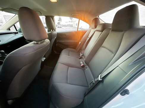 Used 2025 Toyota Corolla LE image 25