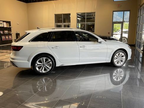 Used 2023 Audi A4 2.0T allroad Premium Plus AWD/4WD image 6