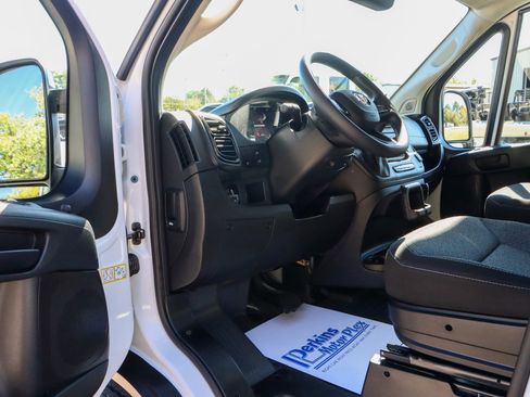 Used 2024 RAM ProMaster 3500 w/ Convenience Group image 3