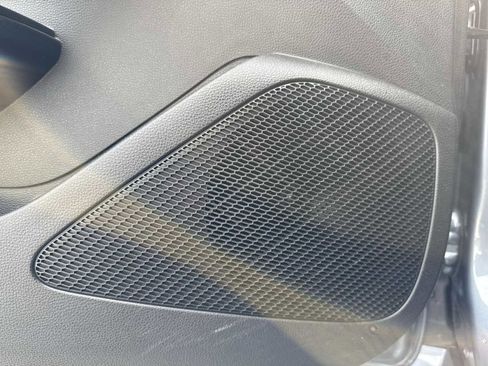 Used 2022 Toyota Corolla LE image 28