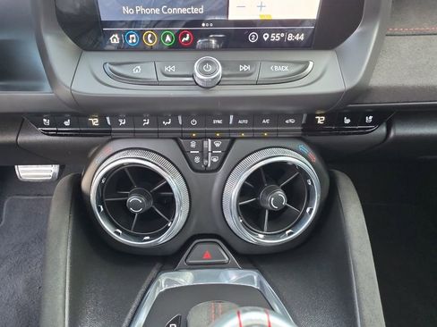 Used 2020 Chevrolet Camaro ZL1 RWD image 16