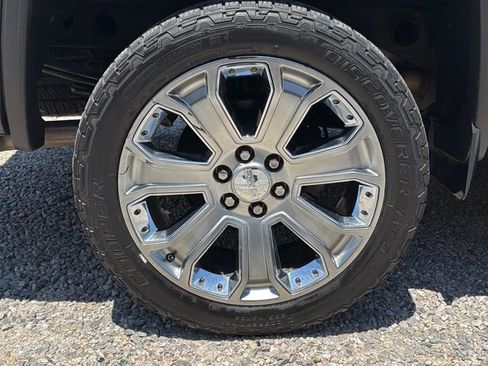 Used 2017 GMC Sierra 1500 Denali w/ Denali Ultimate Package AWD/4WD image 43