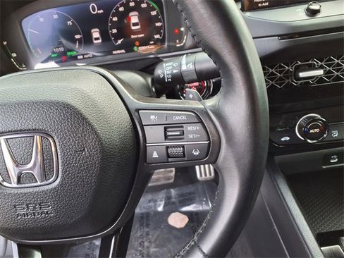 Used 2023 Honda Accord Sport image 17