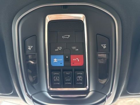 New 2026 Jeep Grand Cherokee L Limited w/ Limited Altitude Package AWD/4WD image 53