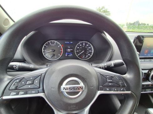 Used 2022 Nissan Sentra S FWD image 13