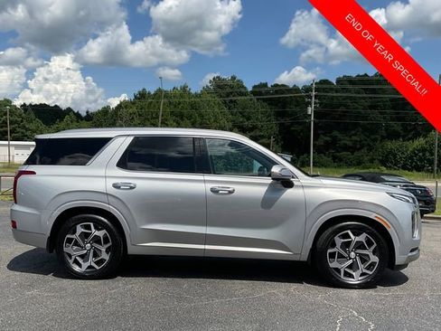 Used 2022 Hyundai Palisade Calligraphy w/ Winter Package image 8