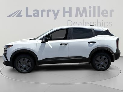 New 2026 Nissan Kicks S
