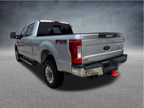 Used 2017 Ford F250 Lariat w/ Chrome Package AWD/4WD image 7