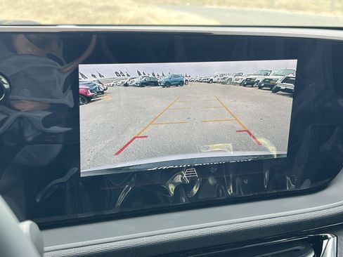 New 2026 Buick Envista Sport Touring w/ Convenience II Package FWD image 18