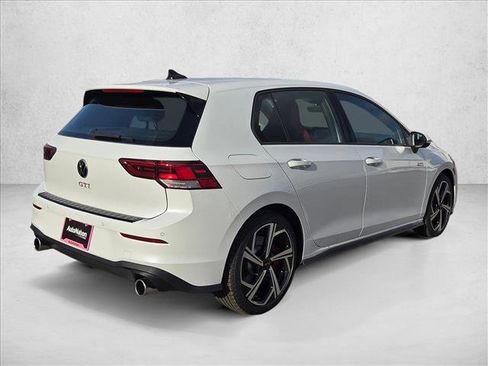 New 2026 Volkswagen Golf SE image 2