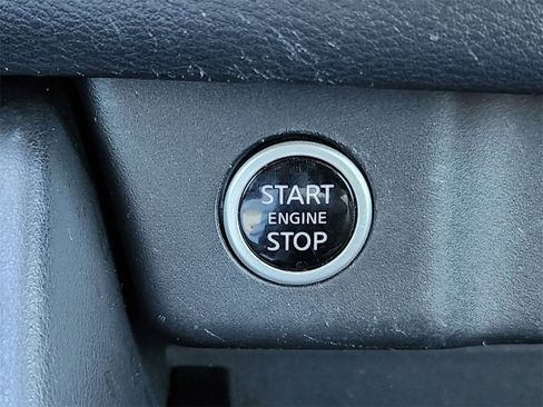 Used 2021 Nissan Rogue SL w/ Premium Package image 23