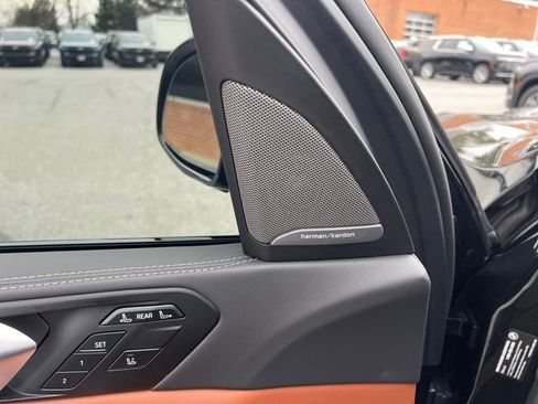 Used 2026 BMW X7 xDrive40i w/ M Sport Package image 27