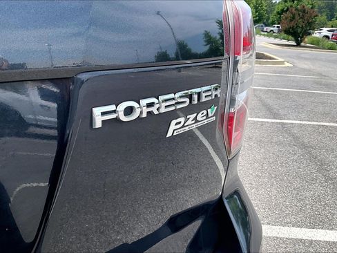 Used 2014 Subaru Forester 2.5i Limited w/ Popular Package #2 AWD/4WD image 8