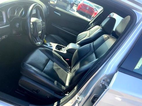 Used 2021 Dodge Charger SXT w/ Leather Interior Group image 9