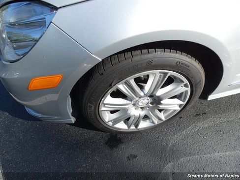 Used 2013 Mercedes-Benz E 350 4MATIC Wagon image 18