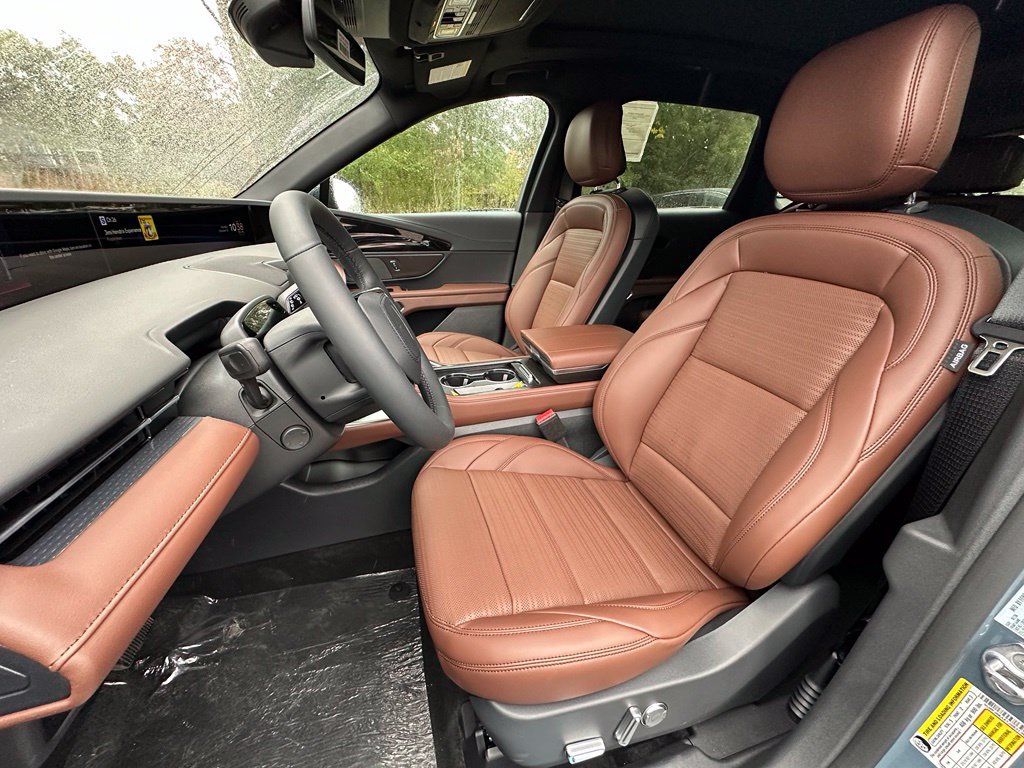 New 2026 Lincoln Nautilus Reserve AWD/4WD image 18