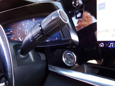 Used 2021 Chevrolet Corvette Stingray Preferred Cpe w/ Z51 Performance Package image 16