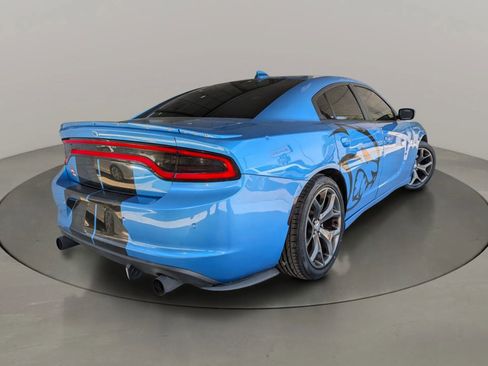 Used 2015 Dodge Charger R/T w/ Plus Group RWD image 5