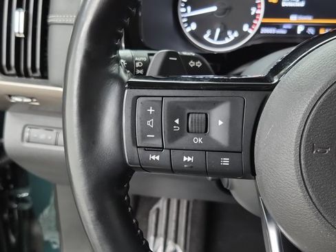 Used 2022 Nissan Pathfinder Platinum w/ Cargo Package image 26