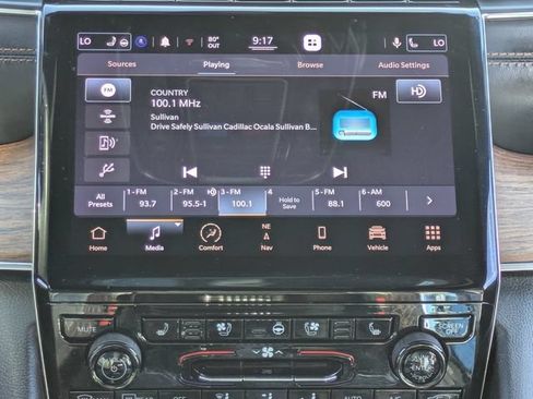 Used 2021 Jeep Grand Cherokee L Summit w/ Luxury Tech Group V AWD/4WD image 18