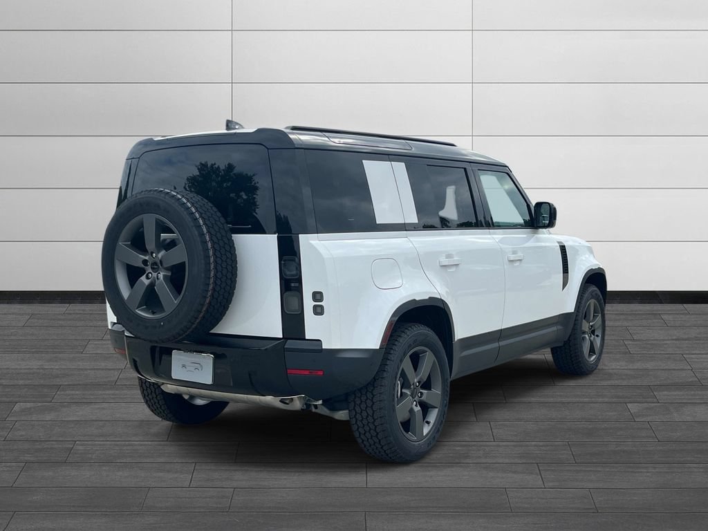 New 2026 Land Rover Defender 110 S AWD/4WD image 5