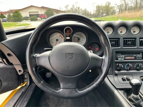 Used 2002 Dodge Viper RT/10 RWD image 16