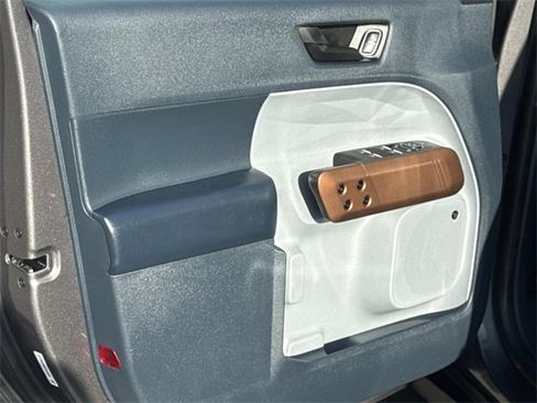 Certified 2022 Ford Maverick Lariat w/ Lariat Luxury Package image 20