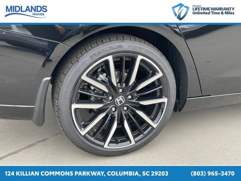 New 2025 Honda Accord Touring image 7