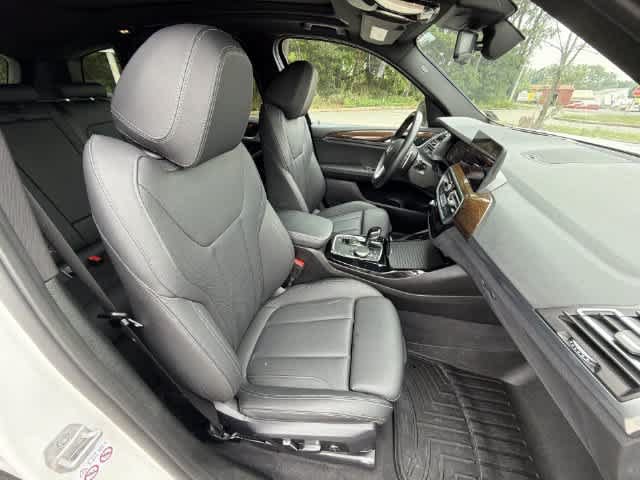 Used 2024 BMW X3 xDrive30i w/ Premium Package w/ZPA AWD/4WD image 22