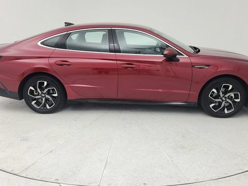 Used 2025 Hyundai Sonata SEL FWD image 8