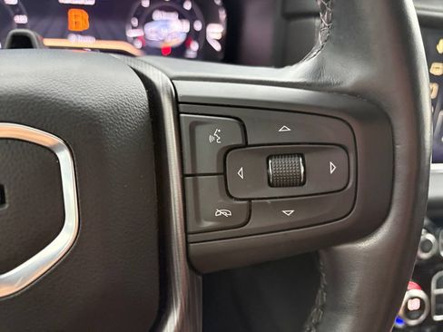 Used 2023 GMC Yukon Denali Ultimate AWD/4WD image 17