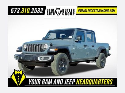 New 2026 Jeep Gladiator Sport