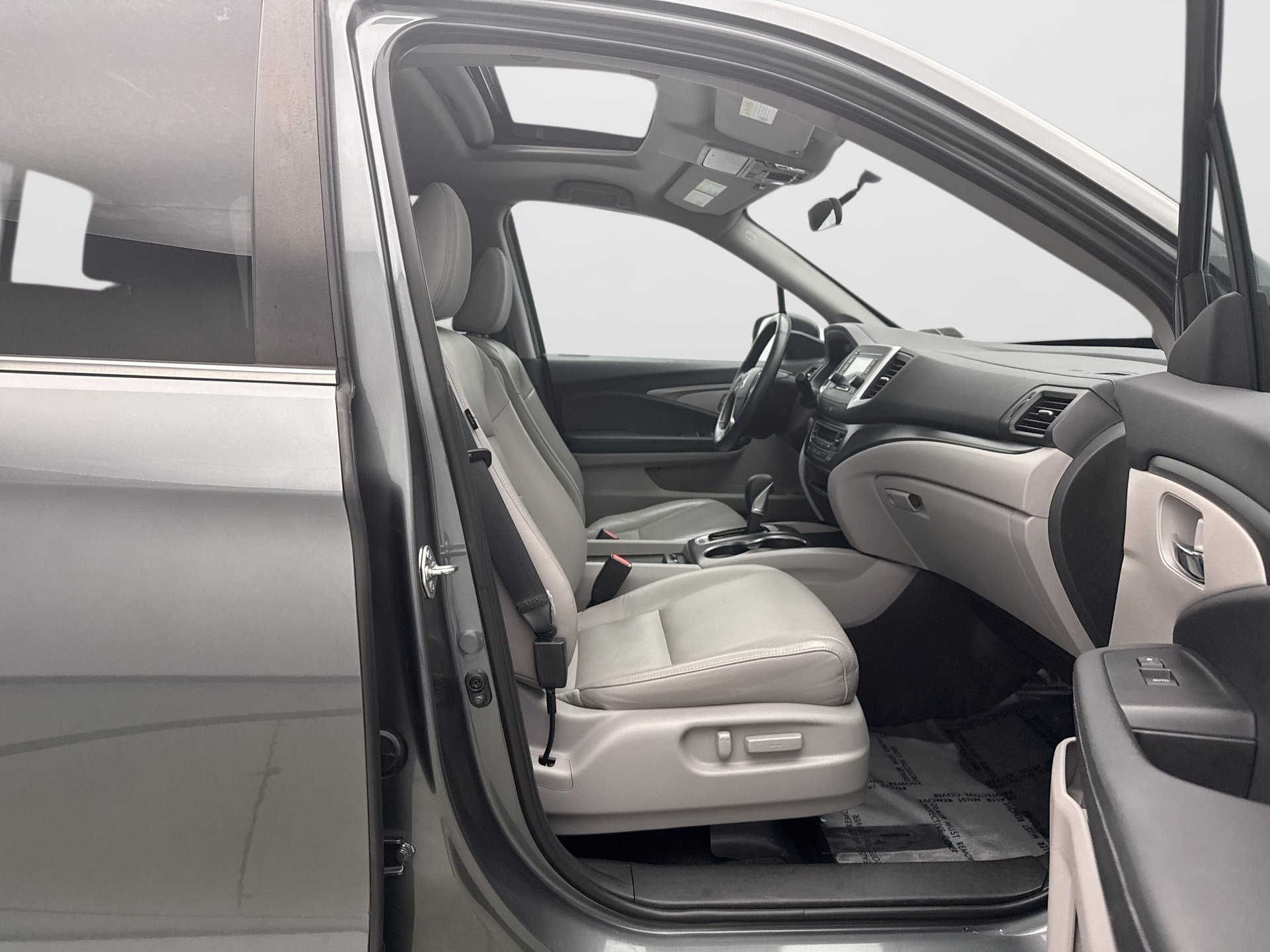 Used 2019 Honda Ridgeline RTL image 16