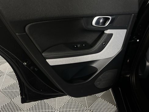 Used 2023 Polestar Polestar 2 w/ Pilot Pack image 22