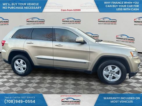 Used 2011 Jeep Grand Cherokee Laredo image 8