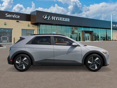 New 2027 Hyundai Ioniq 5 SEL AWD/4WD image 7