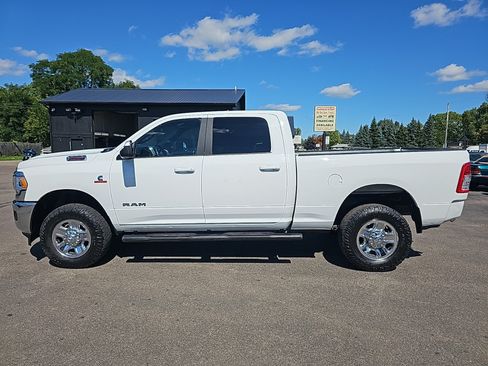 Used 2022 RAM 2500 Big Horn w/ Cold Weather Group AWD/4WD image 3