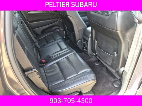 Used 2018 Jeep Grand Cherokee Overland w/ Jeep Active Safety Group image 21