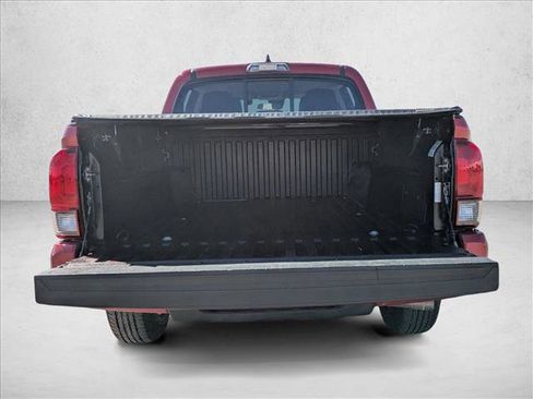Used 2020 Toyota Tacoma SR w/ SR Convenience Package image 6