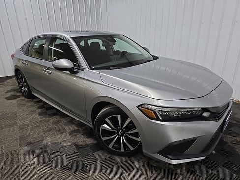 Used 2023 Honda Civic EX image 7