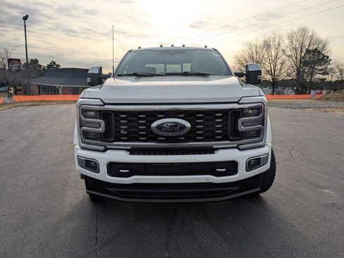 Certified 2024 Ford F450 Platinum w/ FX4 Off-Road Package image 3