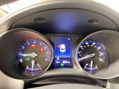 Used 2019 Toyota C-HR XLE image 23