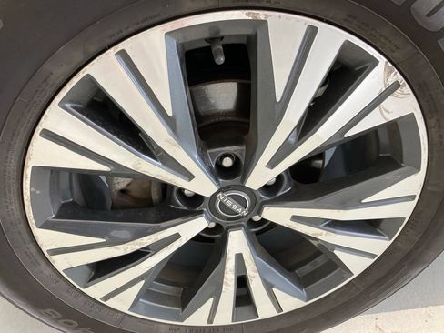 Used 2023 Nissan Rogue SV w/ SV Premium B Package AWD/4WD image 9