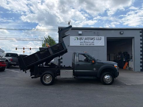 Used 2016 Ford F550 4x4 Regular Cab Super Duty image 15