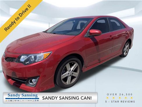 Used 2013 Toyota Camry SE w/ Leather Pkg FWD image 1