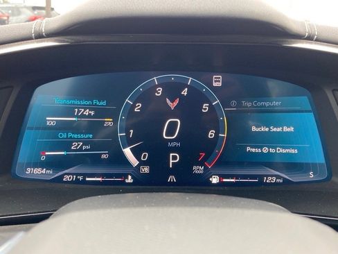 Used 2021 Chevrolet Corvette Stingray Preferred Cpe w/ Z51 Performance Package image 17