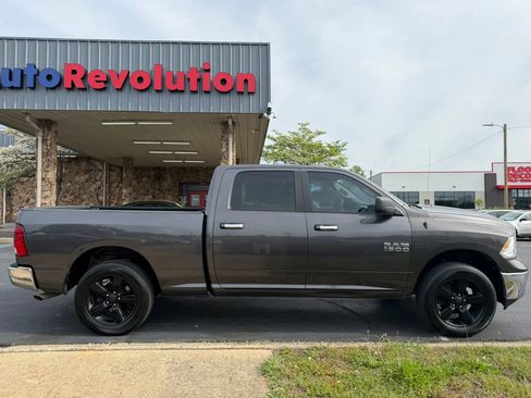Used 2017 RAM 1500 Classic SLT AWD/4WD image 8
