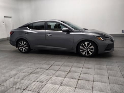 Used 2020 Nissan Sentra SV w/ SV Premium Package FWD image 11