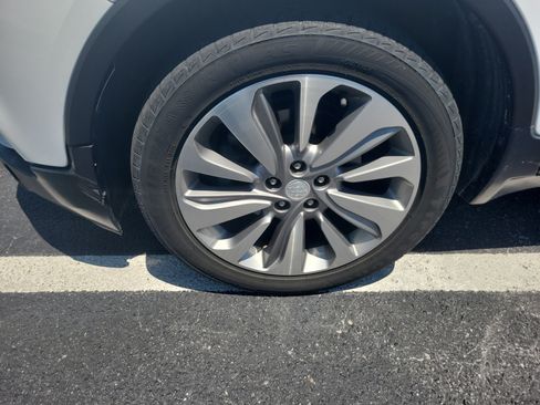 Used 2018 Buick Encore Preferred FWD image 5