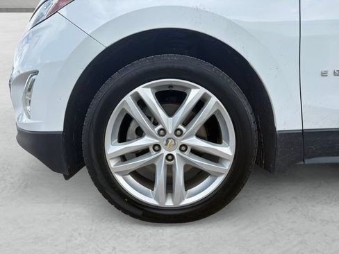 Used 2020 Chevrolet Equinox Premier FWD image 23